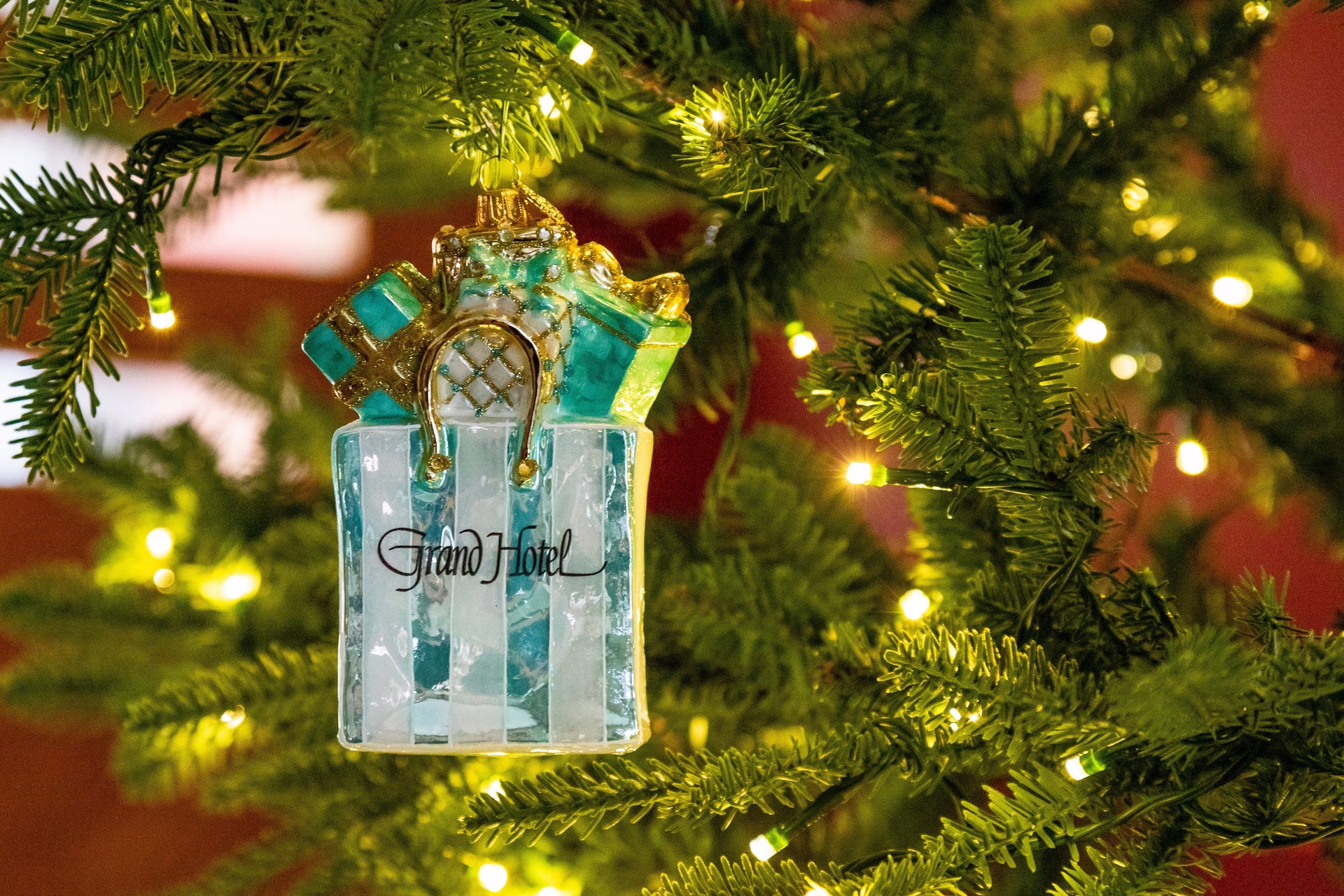 Ornament - Glass Shopping Bag