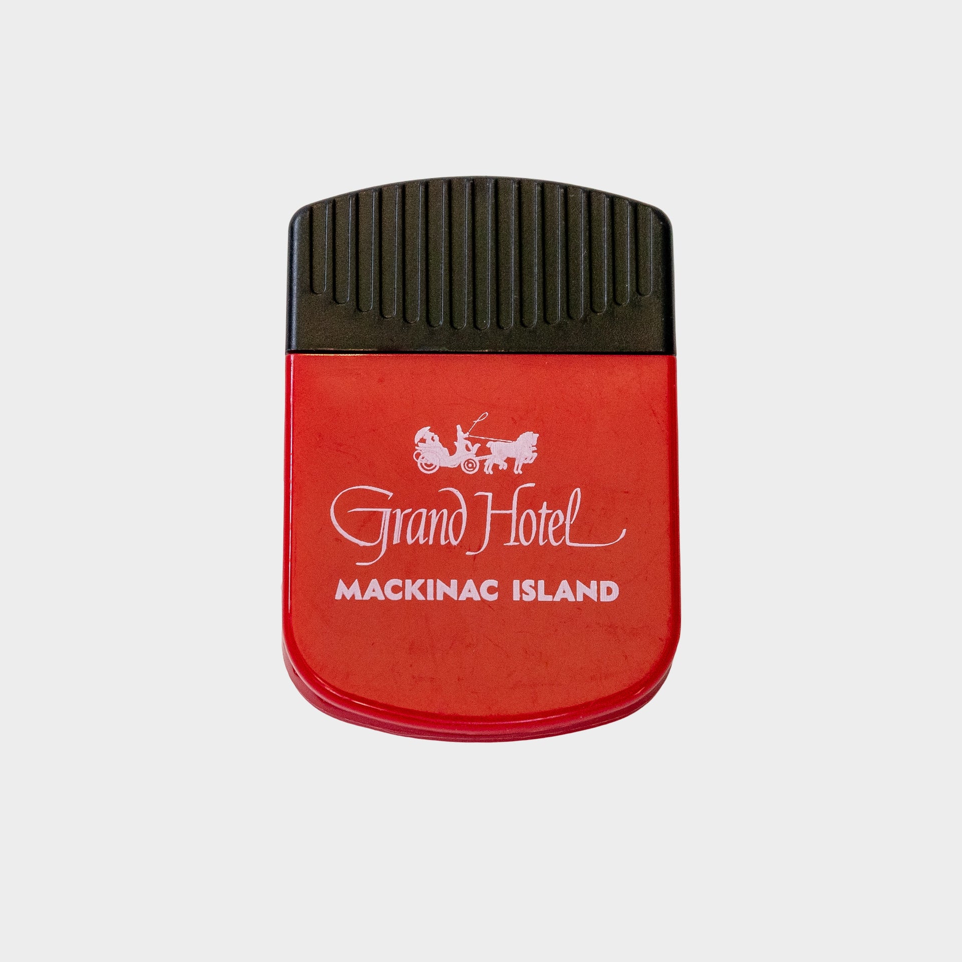 Kitchen Magnetic Clip - Grand Hotel Logo